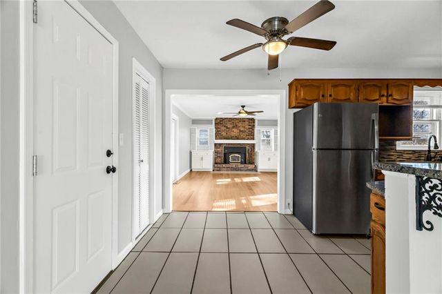 3021 S Venus Street, Independence, MO 64055