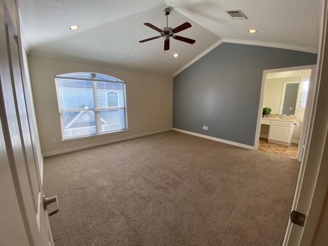 3710 Sherwood Lane 101, Houston, TX 77092