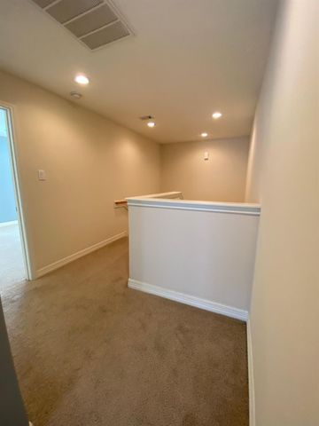 3710 Sherwood Lane 101, Houston, TX 77092