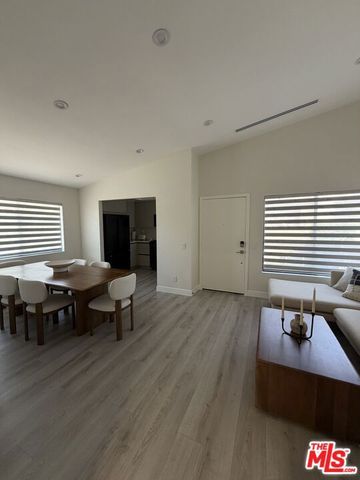 8601 Sunland Boulevard 67, Los Angeles, CA 91352