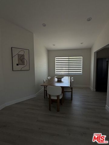 8601 Sunland Boulevard 67, Los Angeles, CA 91352