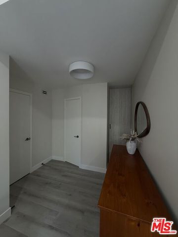 8601 Sunland Boulevard 67, Los Angeles, CA 91352