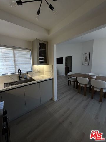 8601 Sunland Boulevard 67, Los Angeles, CA 91352