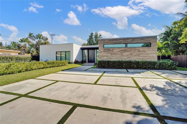2120 NE 197th Terrace, Miami, FL 33179