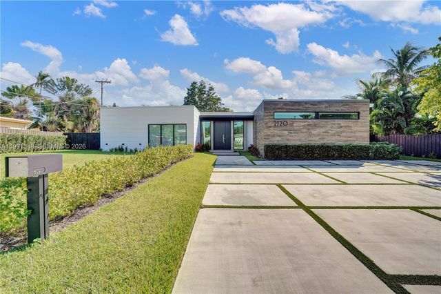 2120 NE 197th Terrace, Miami, FL 33179