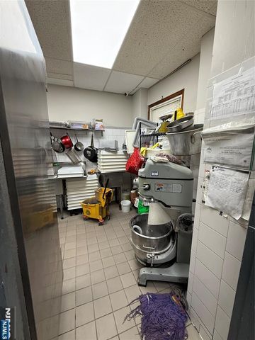 295 Bloomfield Avenue, Caldwell, NJ 07006