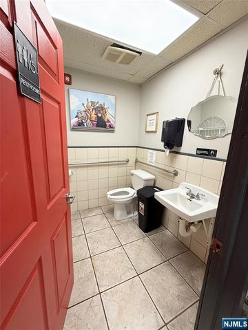 295 Bloomfield Avenue, Caldwell, NJ 07006