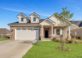 3323 SKYVIEW Drive, Tallahassee, FL 32303