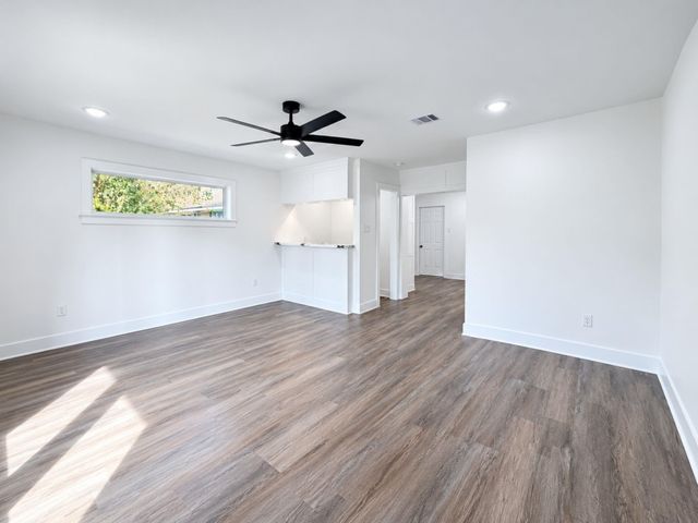 6410 Hopper Road, Houston, TX 77016