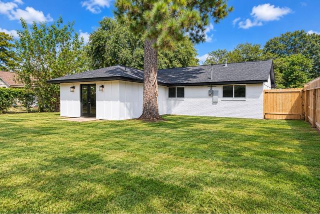 6410 Hopper Road, Houston, TX 77016