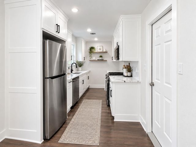 6410 Hopper Road, Houston, TX 77016