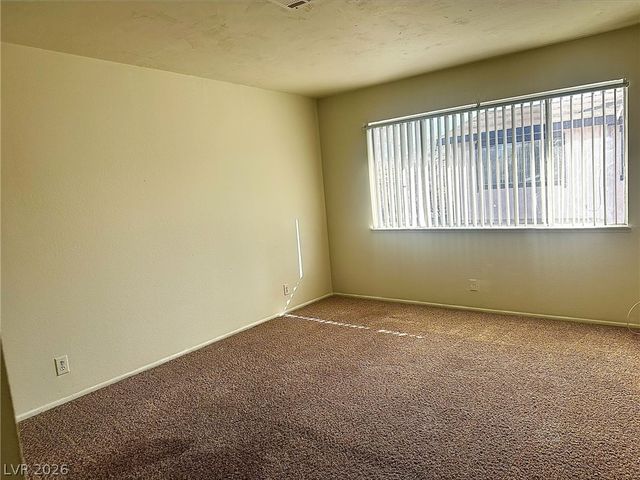 4338 Caliente Street 15, Las Vegas, NV 89119