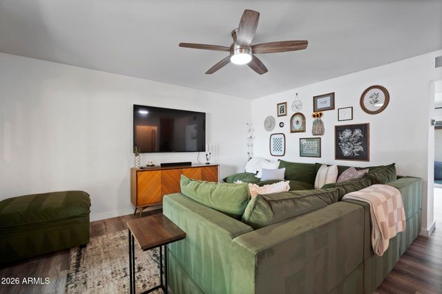 1403 N 44TH Street, Phoenix, AZ 85008
