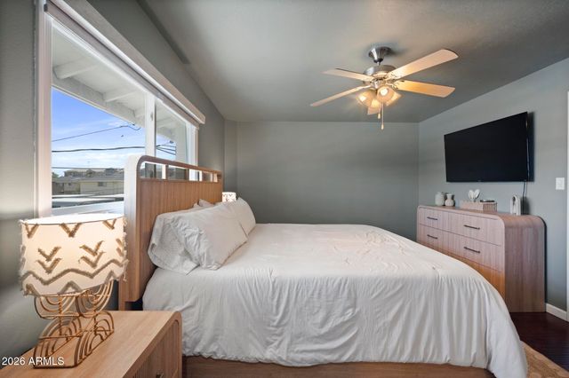 1403 N 44TH Street, Phoenix, AZ 85008