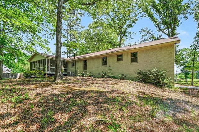 5865 Leah Lane, Powder Springs, GA 30127