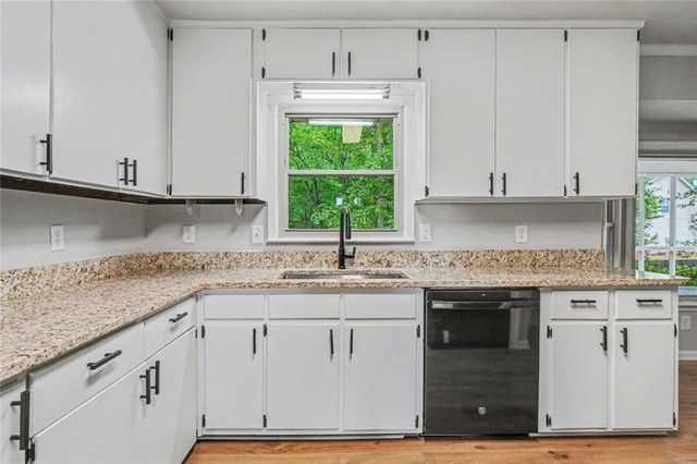 5865 Leah Lane, Powder Springs, GA 30127