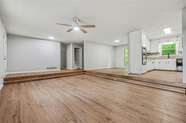 5865 Leah Lane, Powder Springs, GA 30127