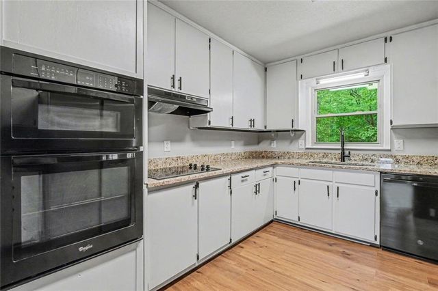 5865 Leah Lane, Powder Springs, GA 30127