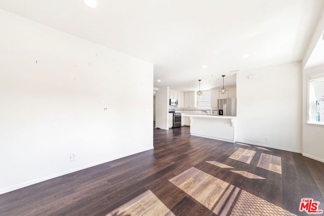 3142 N Naomi Street, Burbank, CA 91504