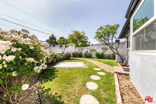 3142 N Naomi Street, Burbank, CA 91504