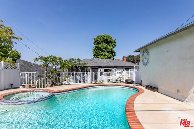 3142 N Naomi Street, Burbank, CA 91504