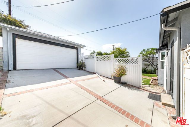 3142 N Naomi Street, Burbank, CA 91504