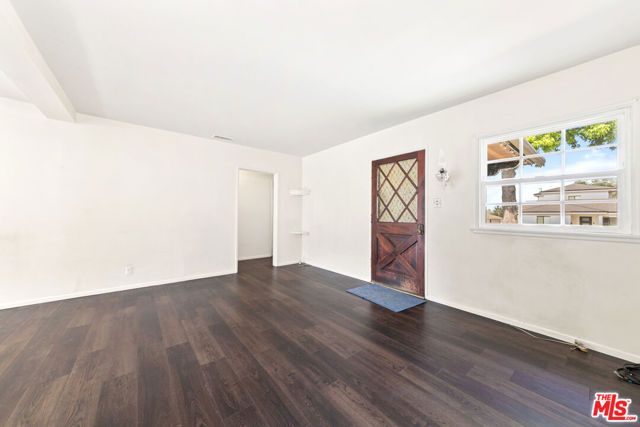 3142 N Naomi Street, Burbank, CA 91504