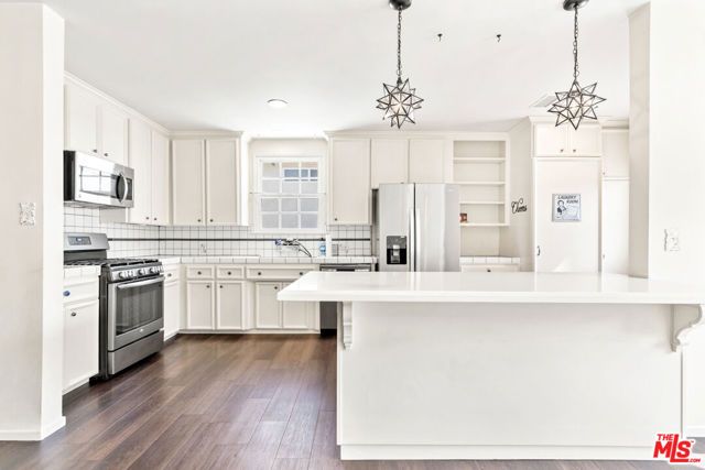 3142 N Naomi Street, Burbank, CA 91504