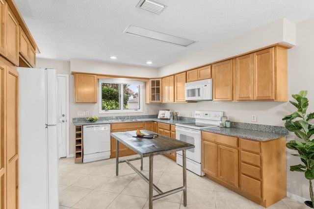 608 Amberjack Drive, Panama City Beach, FL 32408