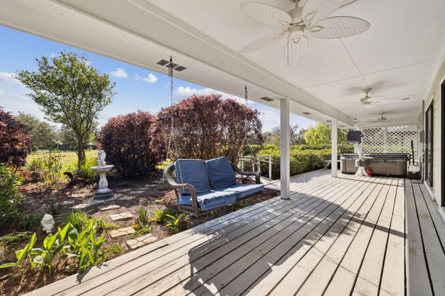 608 Amberjack Drive, Panama City Beach, FL 32408