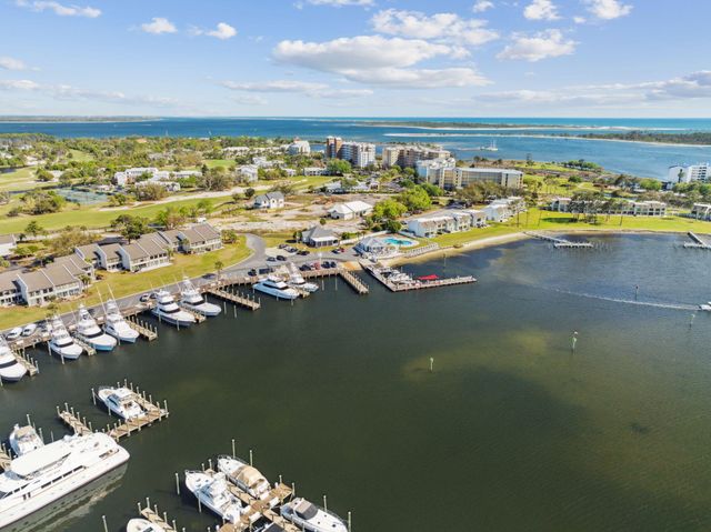 608 Amberjack Drive, Panama City Beach, FL 32408