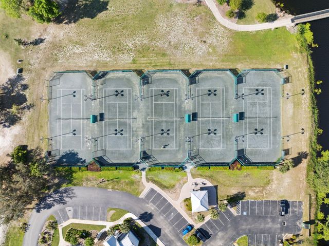 608 Amberjack Drive, Panama City Beach, FL 32408