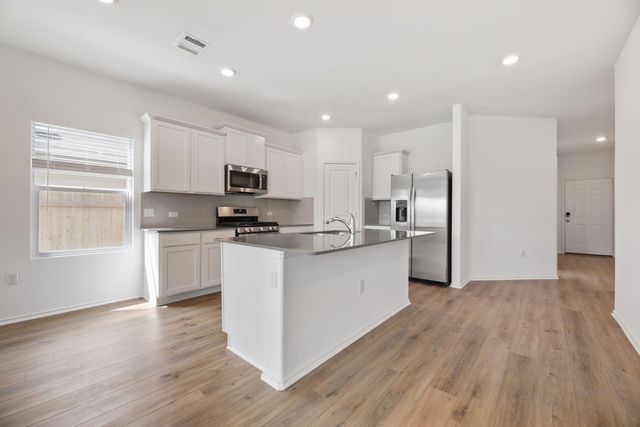 10713 Steinbeck DR, Austin, TX 78747