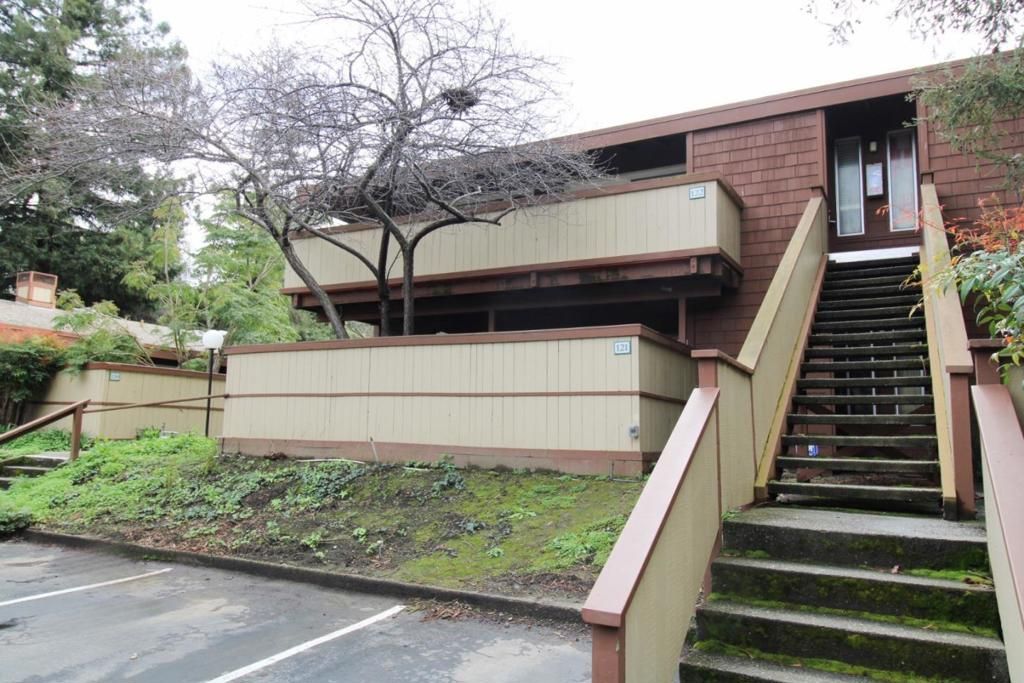 500 W Middlefield Road 122, Mountain View, CA 94043