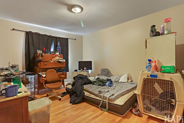 1397 Nippersink Road, Fox Lake, IL 60020