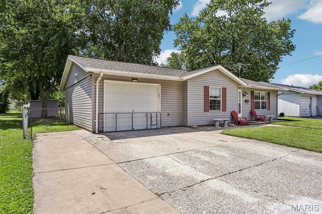 2556 Northbridge Court, Granite City, IL 62040