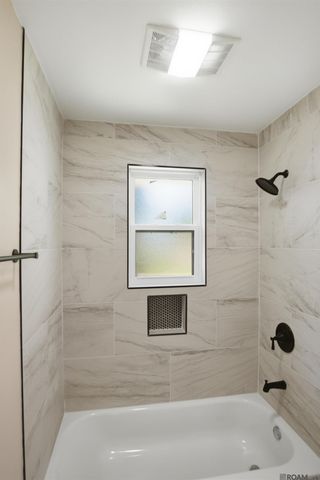 5613 S Allegheny Ct, Baton Rouge, LA 70817