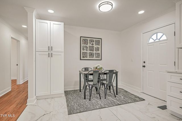 371 H Heaton Road, Elizabethton, TN 37643