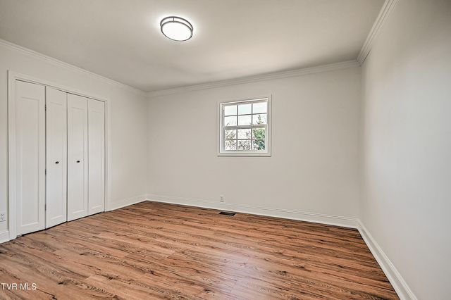 371 H Heaton Road, Elizabethton, TN 37643