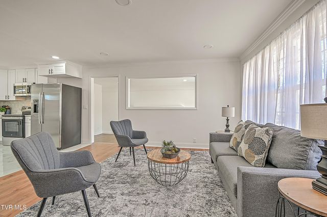 371 H Heaton Road, Elizabethton, TN 37643