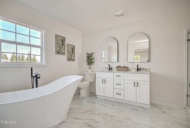 371 H Heaton Road, Elizabethton, TN 37643