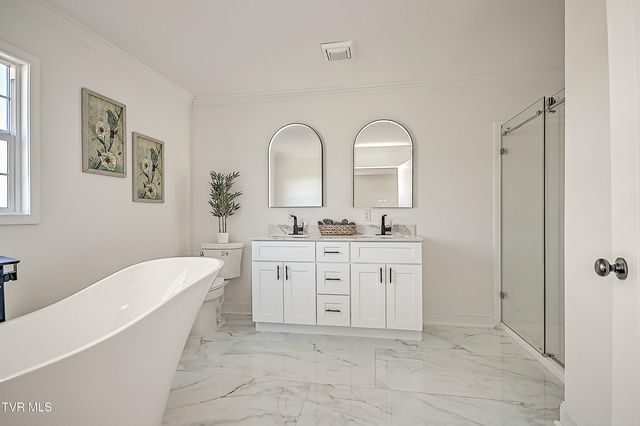 371 H Heaton Road, Elizabethton, TN 37643