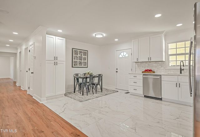 371 H Heaton Road, Elizabethton, TN 37643