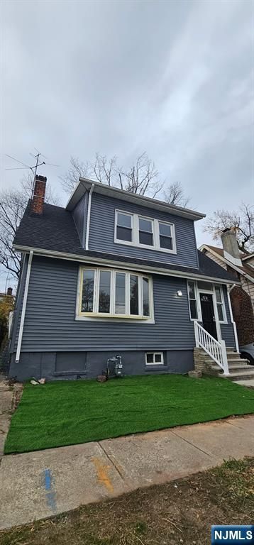 110 Montgomery Avenue, Irvington, NJ 07111