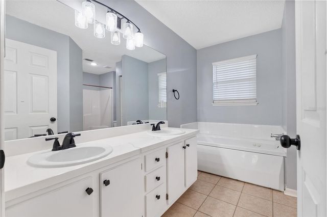 6621 SW 81ST STREET, Gainesville, FL 32608