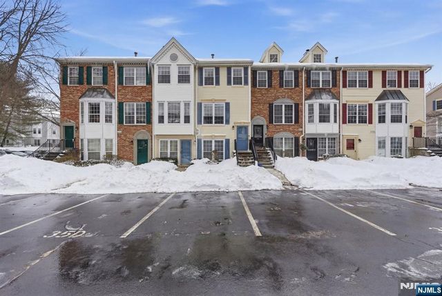 774 Sassafras Court, Mahwah, NJ 07430