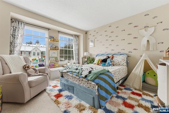 774 Sassafras Court, Mahwah, NJ 07430