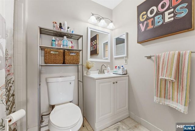 774 Sassafras Court, Mahwah, NJ 07430