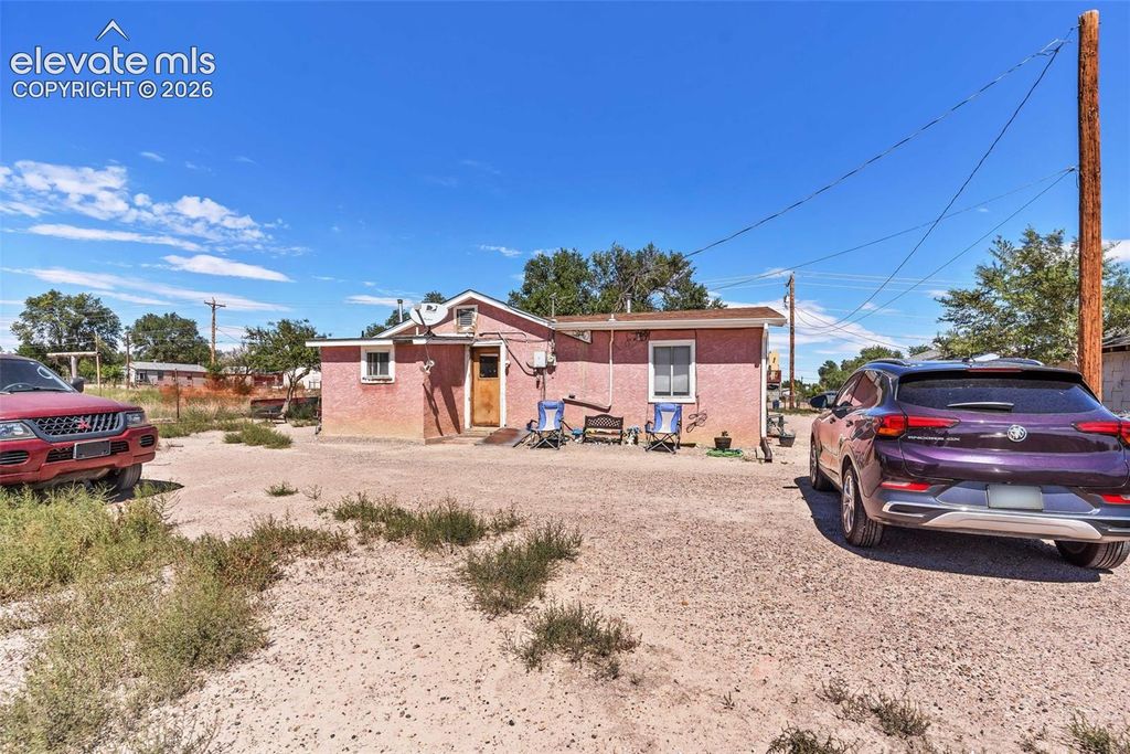 2120 W 11th Street, Pueblo, CO 81003 — exterior