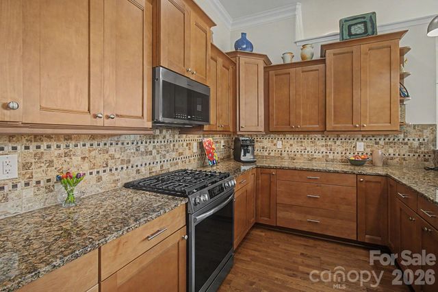 35 Penley Park Drive, Weaverville, NC 28787